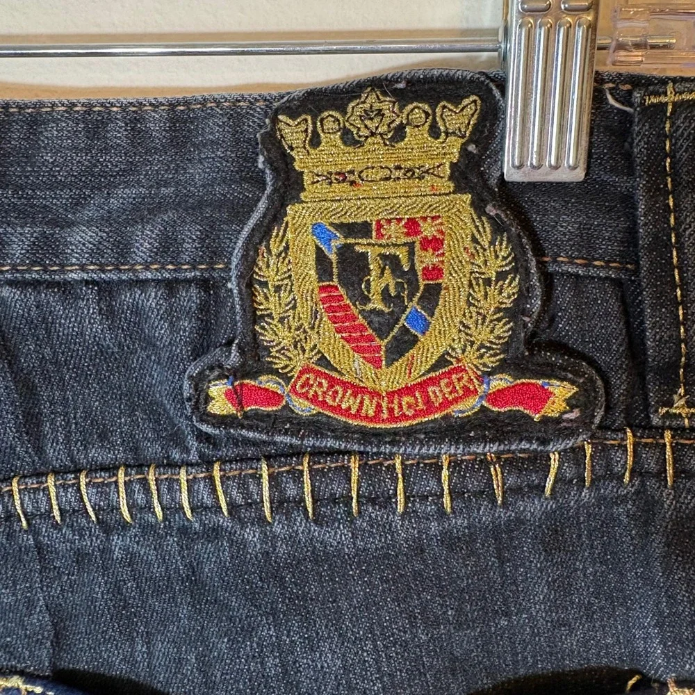 Crown Holder Embroidered Dark Wash Jeans‎ Size 38 Crest & Royal Embellishments